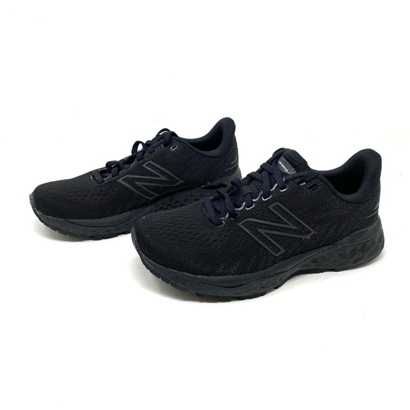 New Balance Women’s W880B11 running shoes XWIDE - Picture 2 of 7